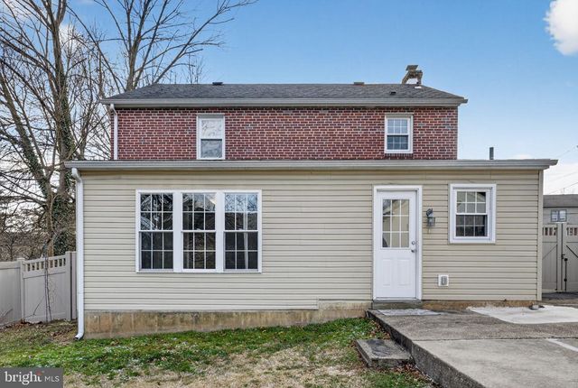 349 KIRKS LN, Drexel Hill, PA 19026