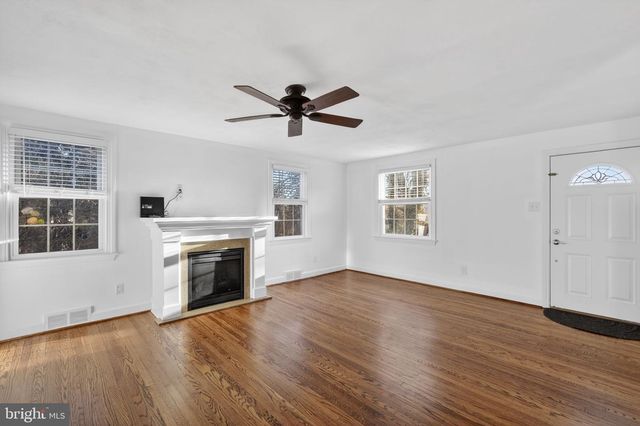 349 KIRKS LN, Drexel Hill, PA 19026