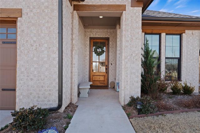 16217 Blackberry Farm Road, Edmond, OK 73013