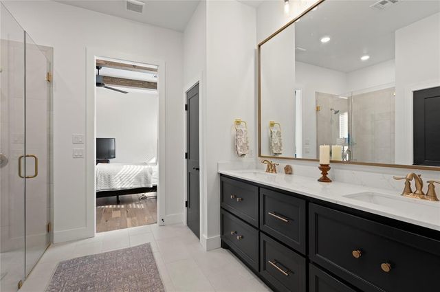 16217 Blackberry Farm Road, Edmond, OK 73013