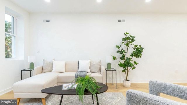 2074 BIRCH ST, Philadelphia, PA 19134