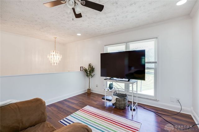 1109 Montgomery Avenue, Springfield, OH 45506