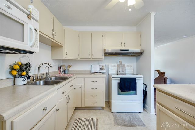 1109 Montgomery Avenue, Springfield, OH 45506