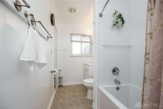 1109 Montgomery Avenue, Springfield, OH 45506