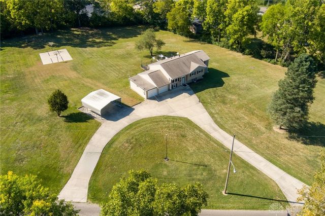 1109 Montgomery Avenue, Springfield, OH 45506