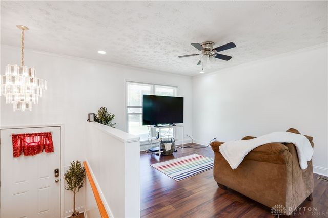 1109 Montgomery Avenue, Springfield, OH 45506