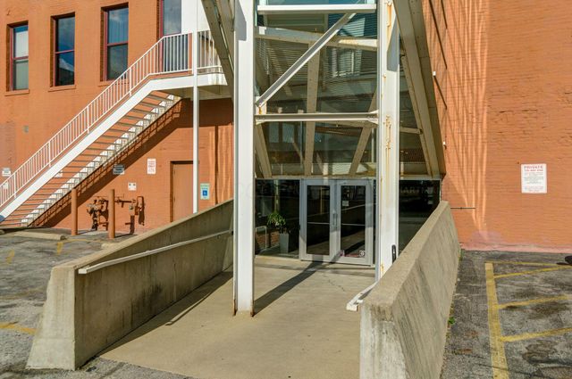 150 E Main Street, 305, Columbus, OH 43215