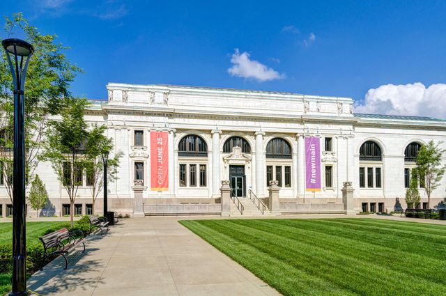 150 E Main Street, 305, Columbus, OH 43215