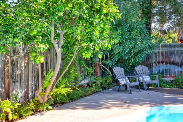 1164 Hidden Meadow, Manteca, CA 95337
