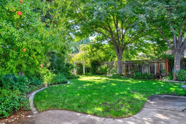 1164 Hidden Meadow, Manteca, CA 95337