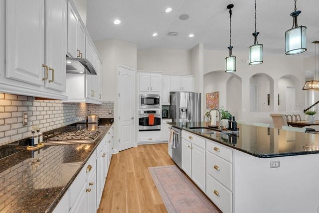 5331 SAGECREST DRIVE, Lithia, FL 33547