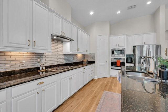 5331 SAGECREST DRIVE, Lithia, FL 33547