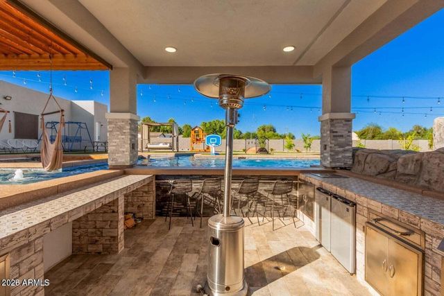 6521 N Citrus Road, Waddell, AZ 85355