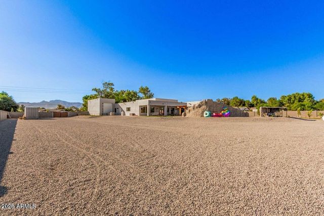 6521 N Citrus Road, Waddell, AZ 85355