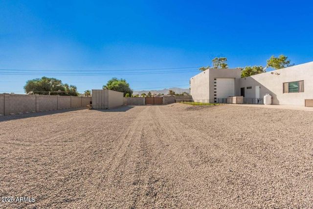 6521 N Citrus Road, Waddell, AZ 85355
