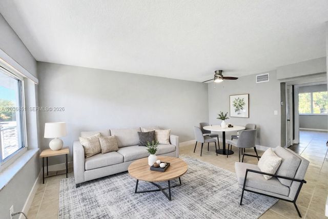 335 SW 20th Street 7, Fort Lauderdale, FL 33315
