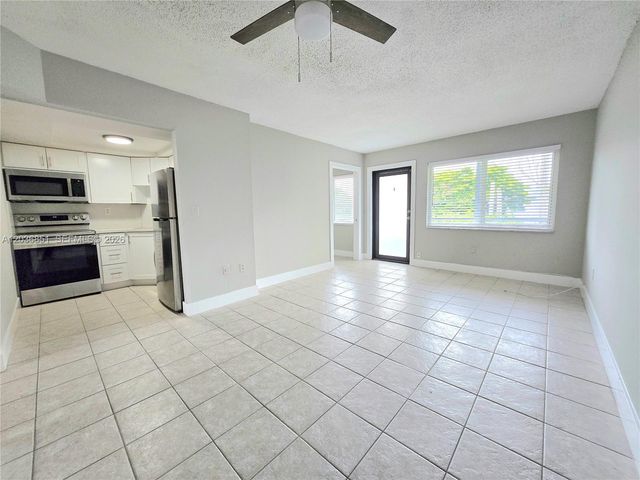 335 SW 20th Street 7, Fort Lauderdale, FL 33315