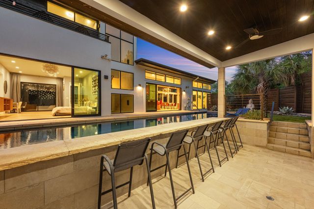 1201 Kenwood Ave, Austin, TX 78704