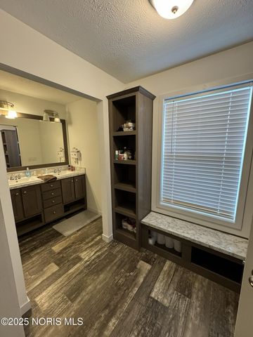 14900 Co Rd H, 143, Wauseon, OH 43567