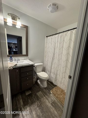 14900 Co Rd H, 143, Wauseon, OH 43567