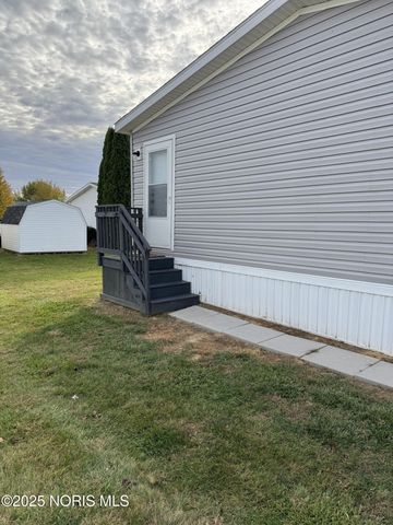 14900 Co Rd H, 143, Wauseon, OH 43567