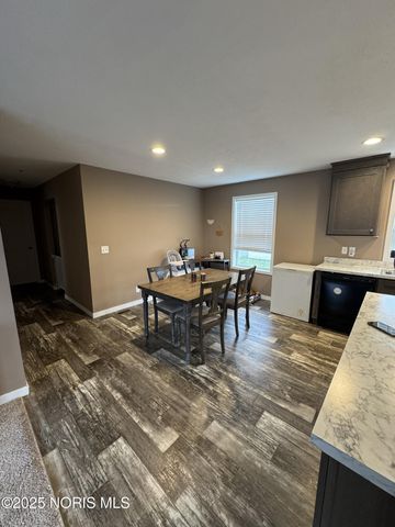 14900 Co Rd H, 143, Wauseon, OH 43567