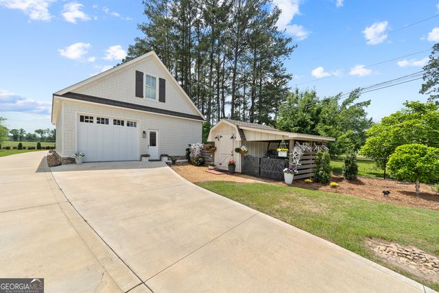 239 Lakeshore Circle, Milledgeville, GA 31061
