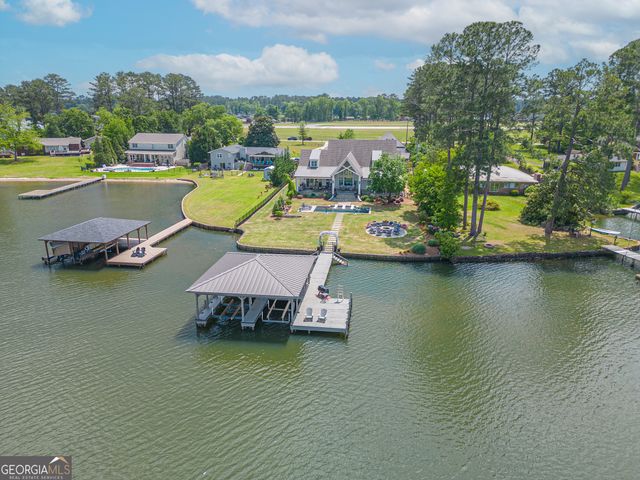 239 Lakeshore Circle, Milledgeville, GA 31061