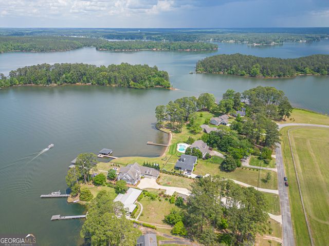 239 Lakeshore Circle, Milledgeville, GA 31061