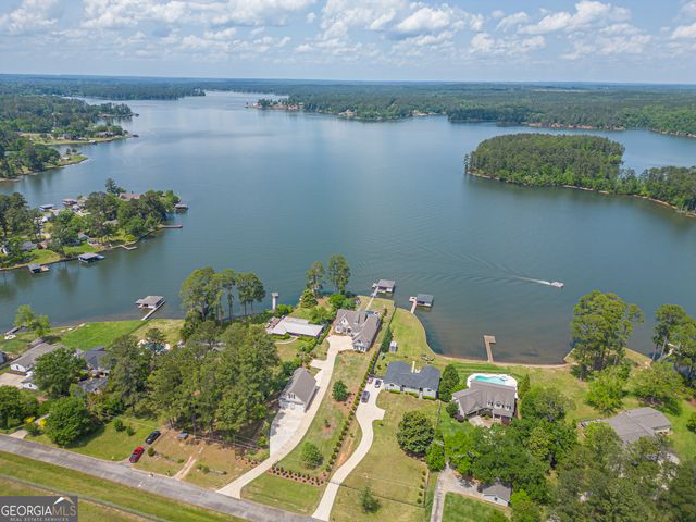 239 Lakeshore Circle, Milledgeville, GA 31061