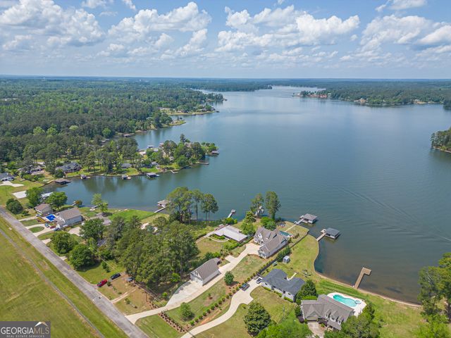 239 Lakeshore Circle, Milledgeville, GA 31061