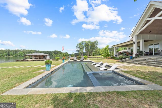 239 Lakeshore Circle, Milledgeville, GA 31061