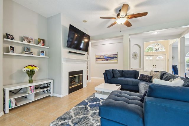 3025 NAUGHTON WAY, Tarpon Springs, FL 34688