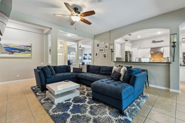 3025 NAUGHTON WAY, Tarpon Springs, FL 34688