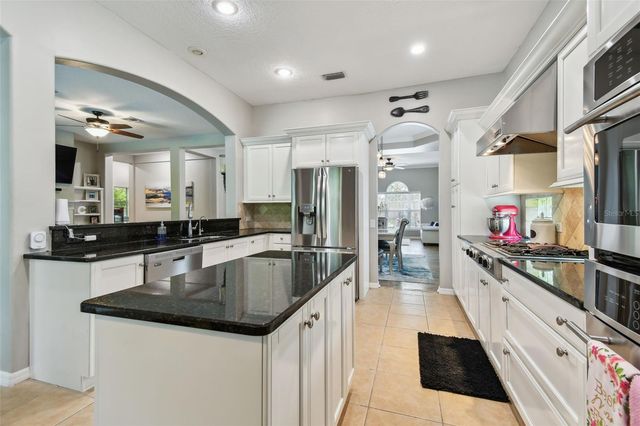 3025 NAUGHTON WAY, Tarpon Springs, FL 34688