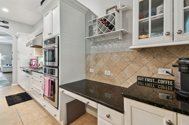 3025 NAUGHTON WAY, Tarpon Springs, FL 34688