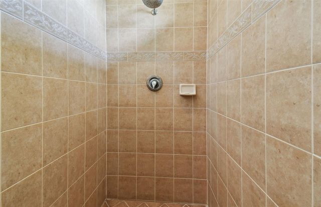 3025 NAUGHTON WAY, Tarpon Springs, FL 34688