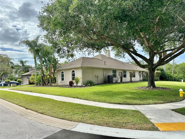3025 NAUGHTON WAY, Tarpon Springs, FL 34688