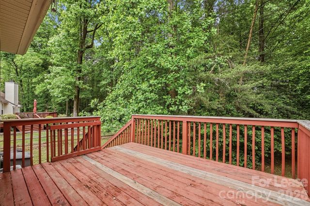 2830 Black Walnut Lane, Charlotte, NC 28262