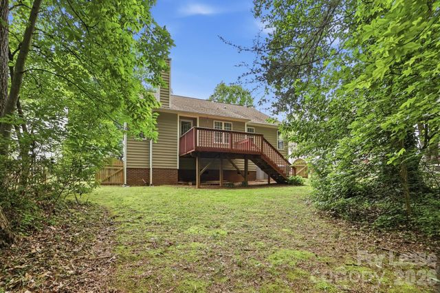 2830 Black Walnut Lane, Charlotte, NC 28262