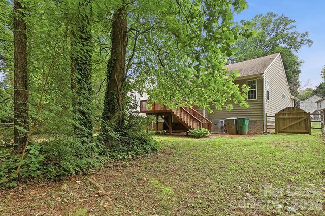 2830 Black Walnut Lane, Charlotte, NC 28262