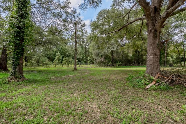 109 Buffalo Subdivision, Livingston, TX 77351