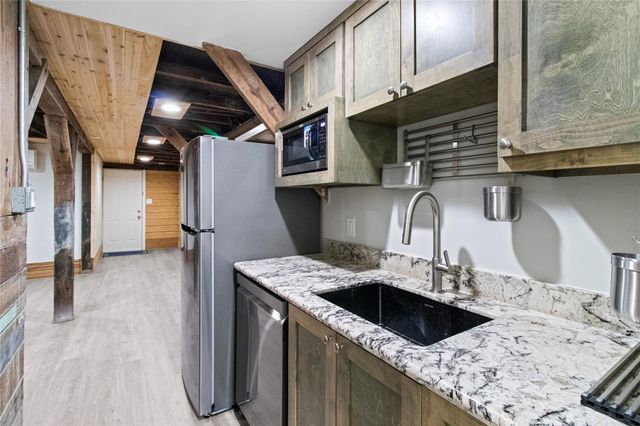 2603 Bernardo De Glavez Unit B, Galveston, TX 77550