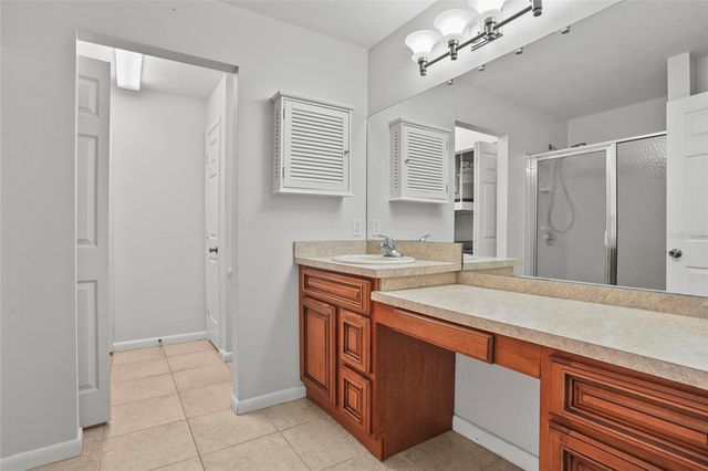 1708 POND LAKE DRIVE, Tampa, FL 33612