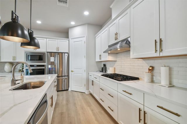 3814 WEST DE LEON STREET, Tampa, FL 33609