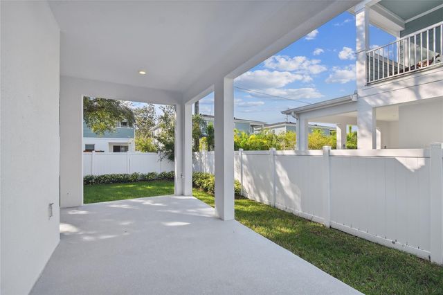 3814 WEST DE LEON STREET, Tampa, FL 33609
