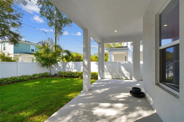 3814 WEST DE LEON STREET, Tampa, FL 33609