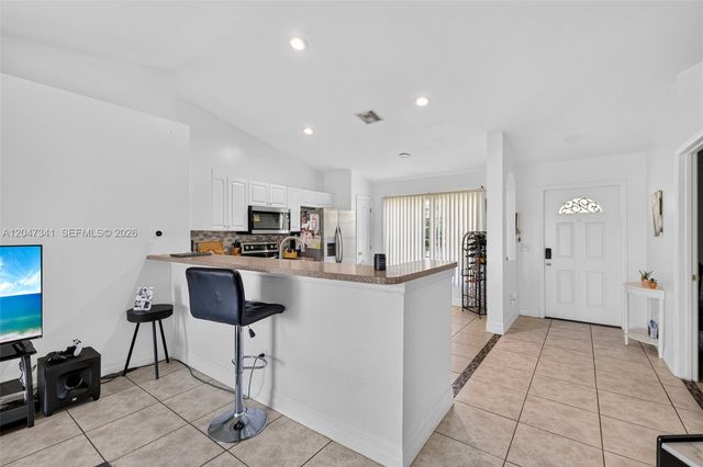 2501 57th Street W, Lehigh Acres, FL 33971