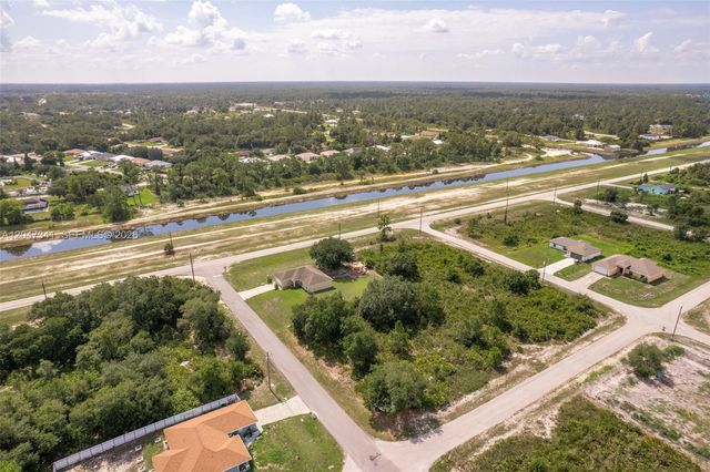 2501 57th Street W, Lehigh Acres, FL 33971