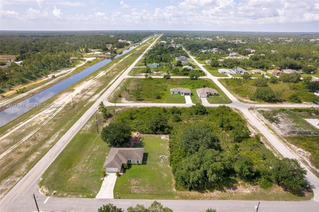 2501 57th Street W, Lehigh Acres, FL 33971
